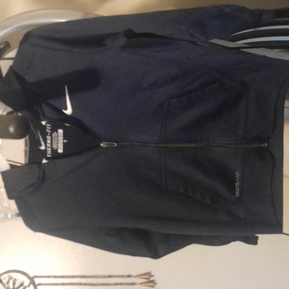 Used kids Nike jacket size 7 blue